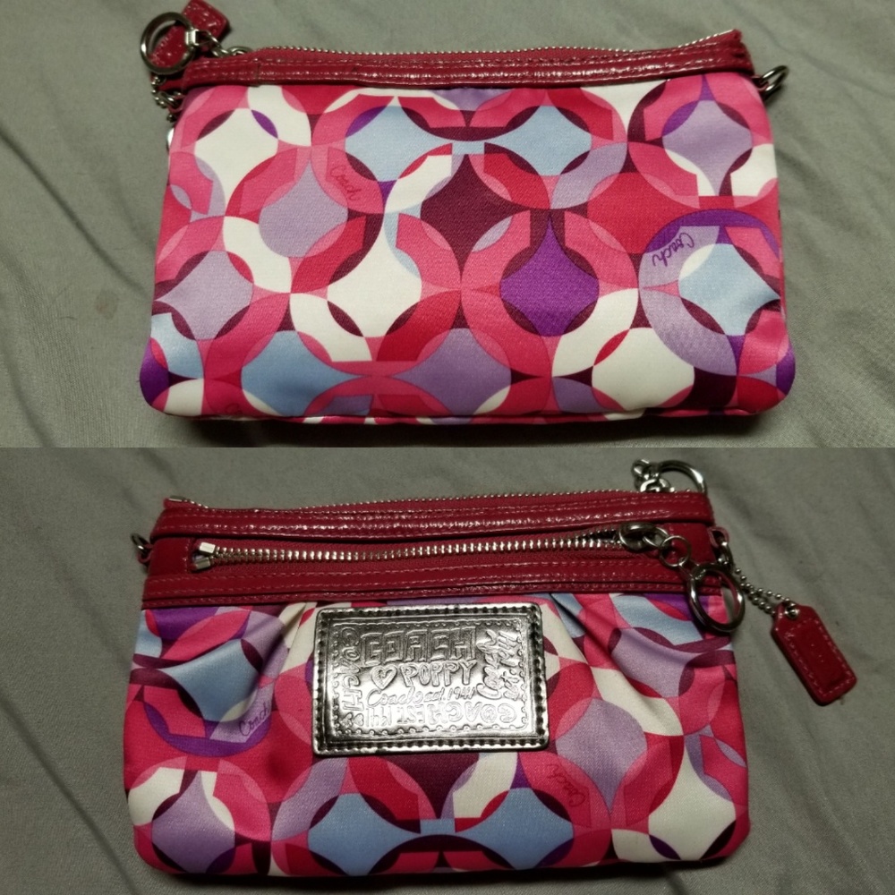 Coach wristlet clutch 2 zipper bag